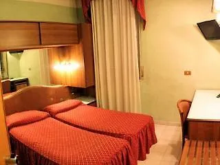 Hotel Vienna Милан 3*,  Италия