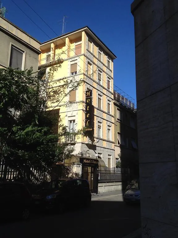 Hotel Vienna Milan 3*,